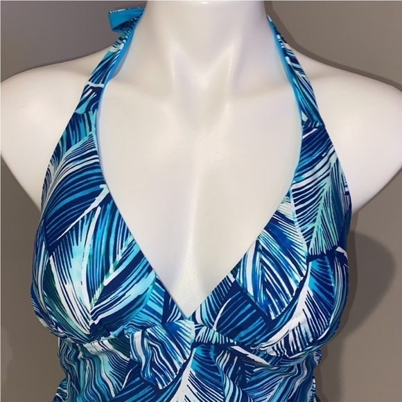 LA BLANCA SWIMWEAR Sketched Reversible Halter Tankini Top Size 6 NEW! - Picture 5 of 6